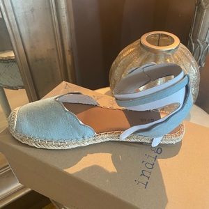 New in Box Scalloped Espadrilles 8.5